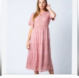 Polagram Blush Lace Midi Dress